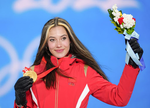 <strong>平博集团:乒乓球台上的风景</strong>